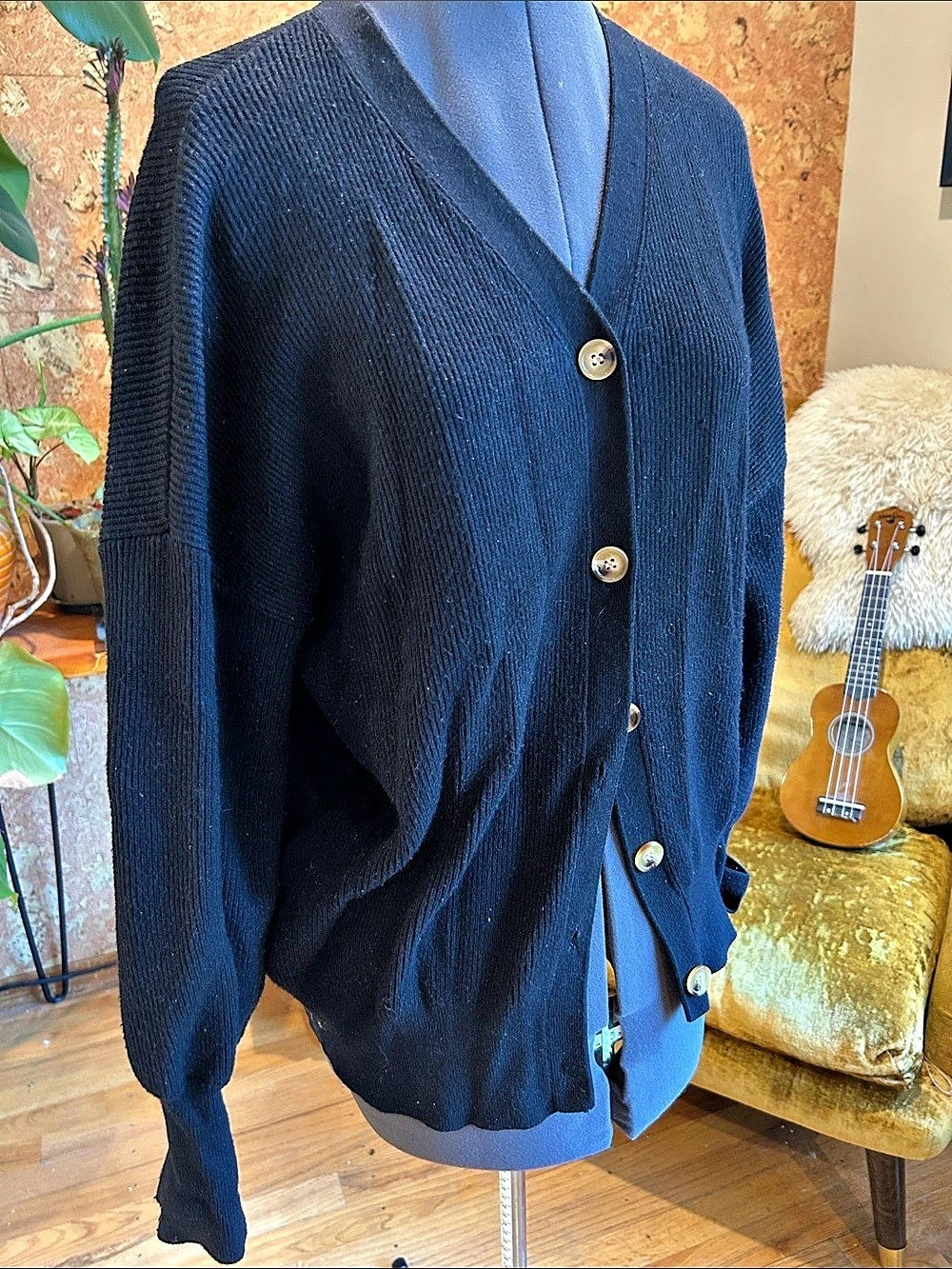 ANRABESS Oversized Cozy Black V-Neck Cardigan ✨GUC